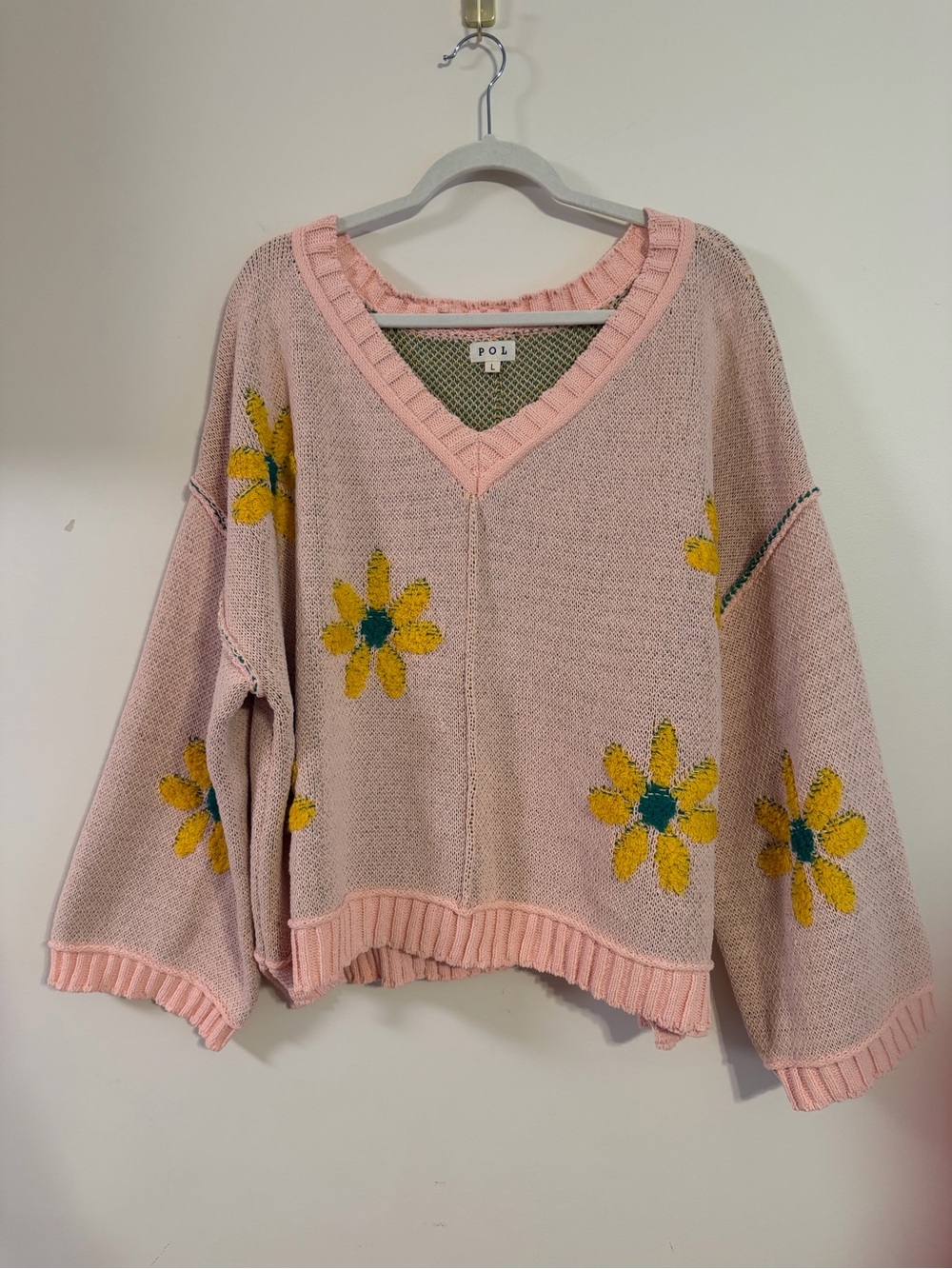 POL Pink Floral V-Neck Knit Oversized Boxy Sweater - Picture 1 of 5